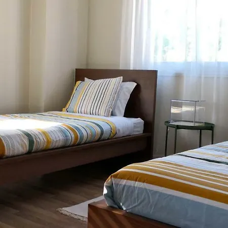 The Bridge-house Апартаменты Никосия