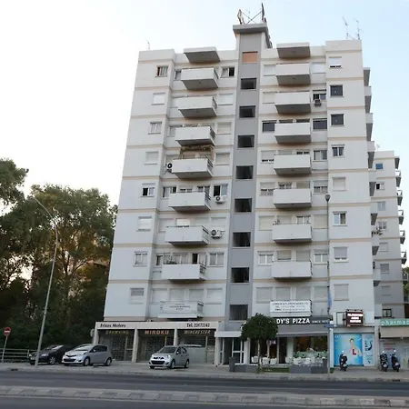 The Bridge-house Nikozja