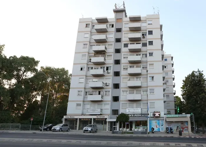 The Bridge-house Nikozja